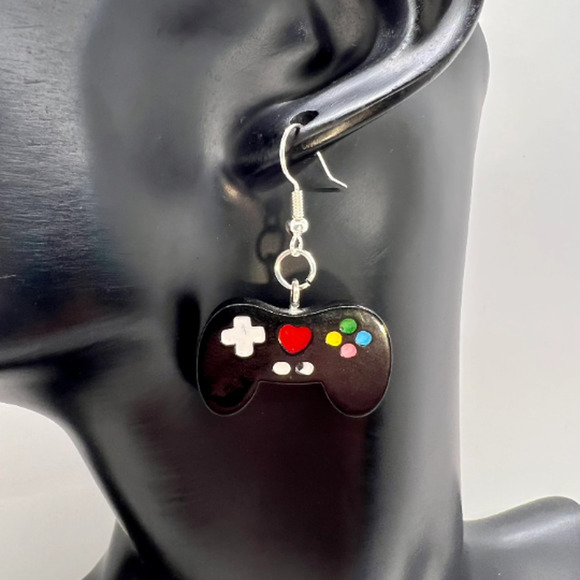 Video Game Controller Earrings - Dangle Earrings - Gamer Earrings - RPG Earrings - Picture 6 of 6